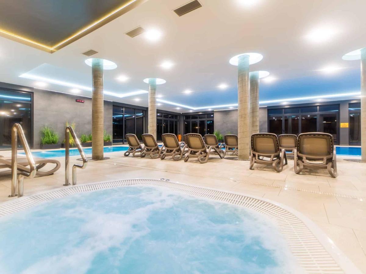 Polanki Park Deluxe Apartament SWEET HOME D405 Garage Pool Sauna Jacuzzi Fitness Kolobrzeg Bagian luar foto